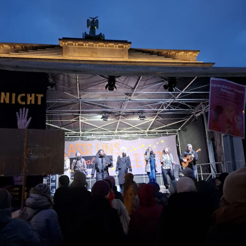Auch mit Musik gegen Gewalt an Frauen - ein Klassebeitrag